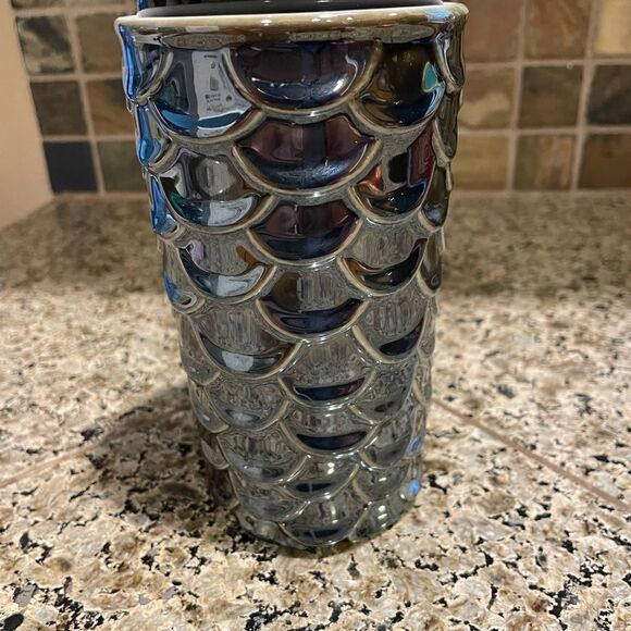 Starbucks Iridescent Black Mermaid Travel Ceramic Cup - Picture 2 of 14